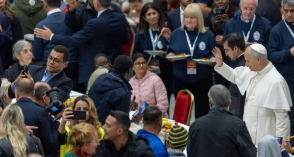 Pobres ACI Prensa.jpg