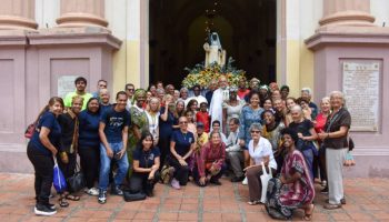 f83c9c315cf89e75d4d5b66c3e25f60b_XL