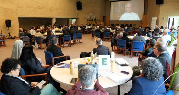 Papa-Asamblea-CEAMA-1536x1023